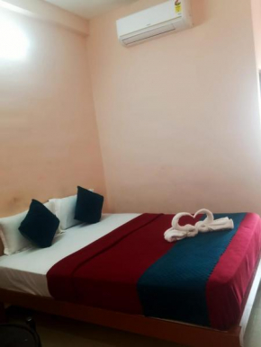 Aryas Residency